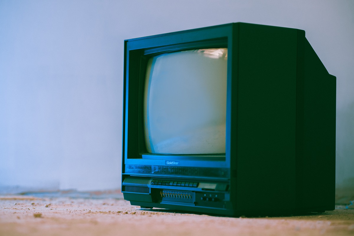 تماشای فیلم و سریال روی تلویزیون‌های قدیمی